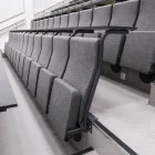 Audio auditoriestol med høyrygg Fora Form 15