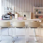 Con barkrakker med hvite understell Fora Form