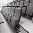 Audio auditoriestol med høyrygg Fora Form 15