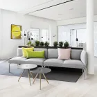 Senso sofa og Cup bord hos Norges ambassade foto Kristine Funch levert av Ack arkitekter AS Fora Form jpg